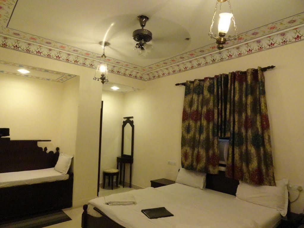 Hotel Miraya Jaipur Buitenkant foto